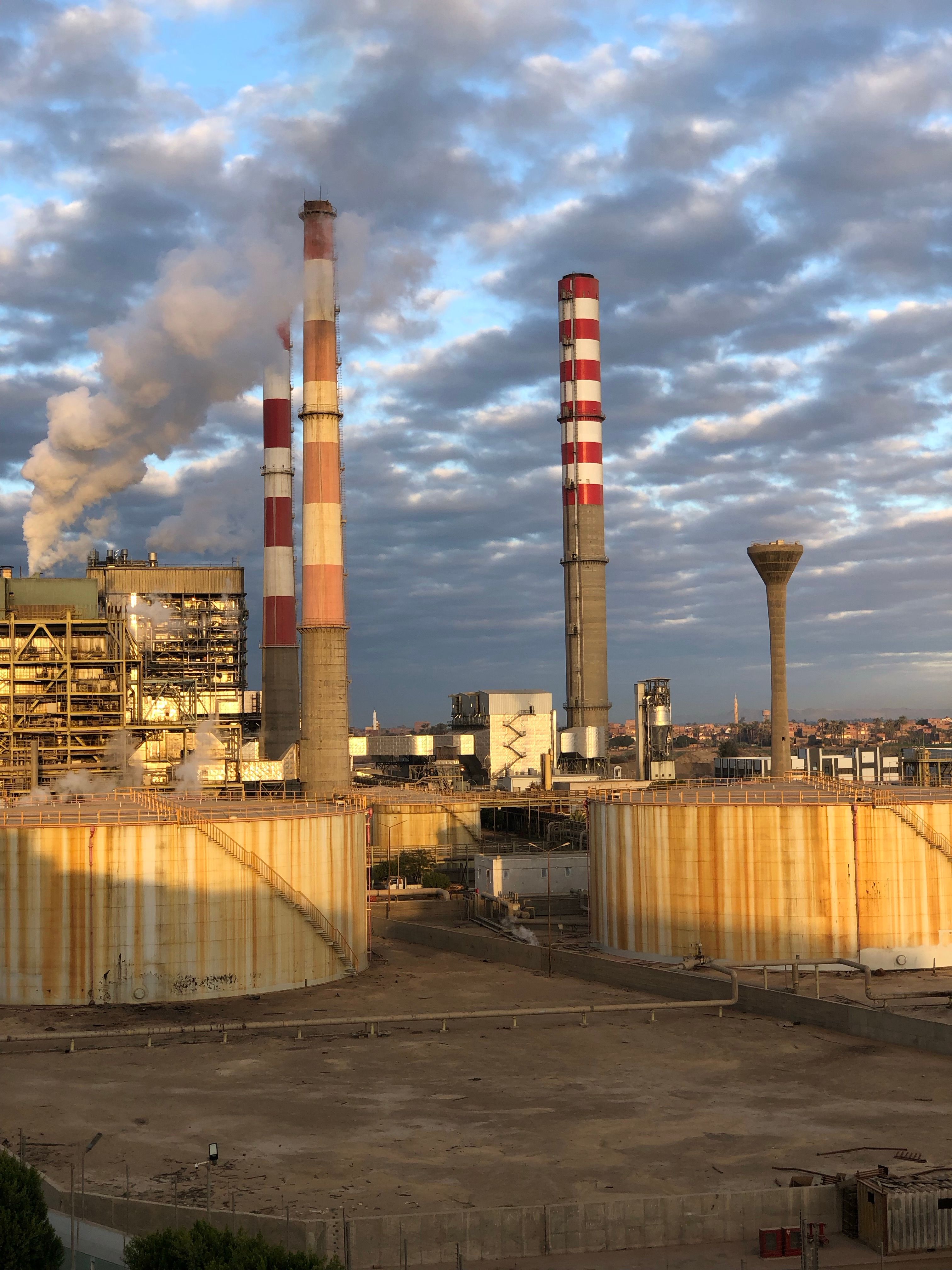 Commercial gas power plant installation